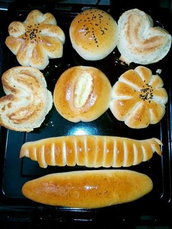 椰蓉花式面包的做法步骤10
