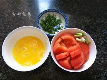 经典美味-番茄鸡蛋面的做法步骤2