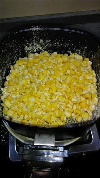 椒盐玉米的做法步骤2