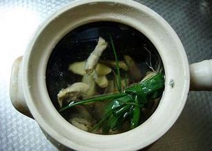 笋干海带老鸭汤的做法图解4