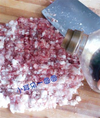 香菇肉末糯米烧麦的做法步骤4