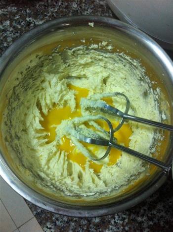 极品奶黄包的做法步骤4