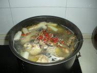 在家也可以吃国宴-松茸炖鸡的做法步骤4