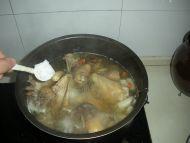在家也可以吃国宴-松茸炖鸡的做法步骤6