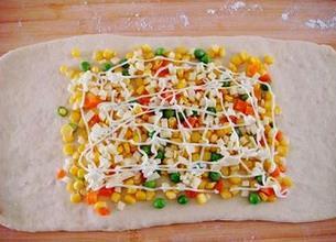 玉米沙拉面包条的做法步骤12