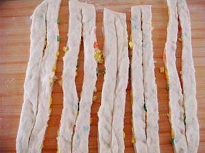 玉米沙拉面包条的做法步骤15