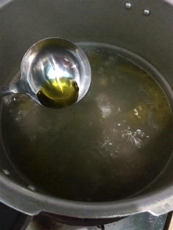 苦瓜黄豆排骨汤的做法步骤12
