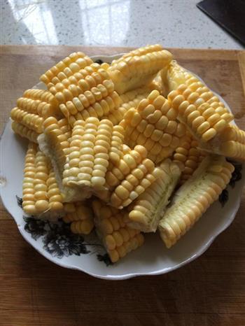 春笋玉米排骨汤的做法步骤2