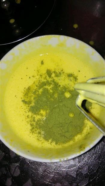 抹茶肉松卷｀-分蛋海绵蛋糕卷的做法步骤3