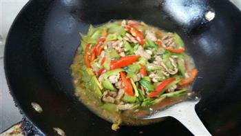 青瓜炒肉片的做法步骤4