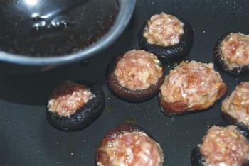 鱼籽酱肉酿香菇的做法步骤7