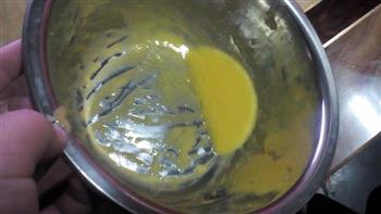 自制蛋黄沙拉酱的做法步骤4