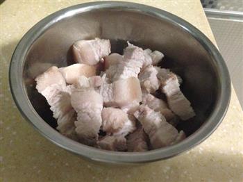 红焖肉豆腐卷的做法步骤1
