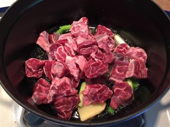 家常牛肉面-附牛肉汤头跟面条做法的做法步骤3