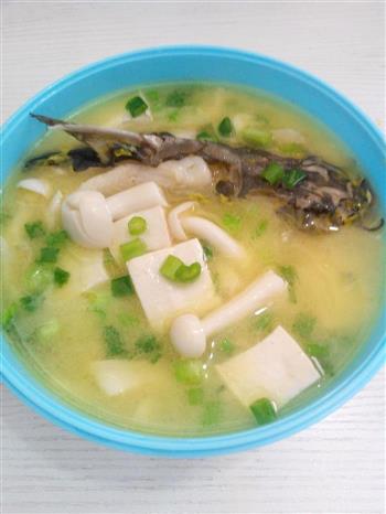黄骨鱼豆腐蘑菇汤的做法图解5