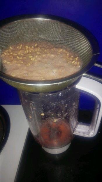 搅拌机石榴汁的做法步骤5