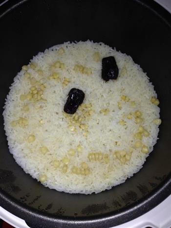 玉米红枣大米饭的做法步骤4