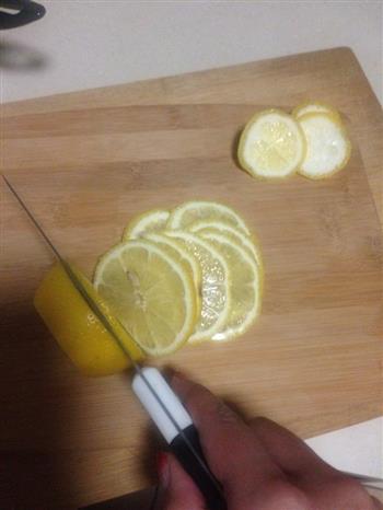 蜜渍柠檬的做法步骤5