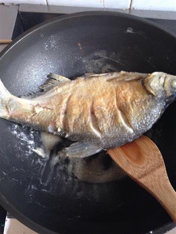 红烧鳊鱼土豆片的做法步骤2