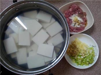 肉沫豆腐的做法步骤1