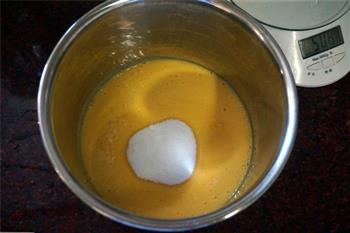 芒果酸奶慕斯蛋糕的做法步骤9