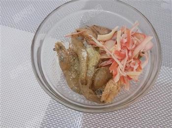 砂锅海鲜粥的做法图解4