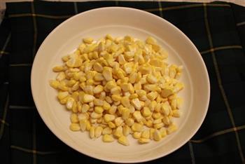 莲子玉米炖银耳的做法图解1