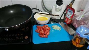 番茄鸡蛋面-简易营养早餐的做法步骤2