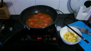 番茄鸡蛋面-简易营养早餐的做法步骤3
