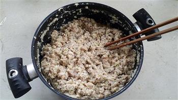 莲藕茭白香菇猪肉水饺的做法步骤4