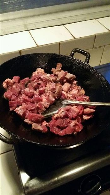 香醇牛肉煲的做法步骤3