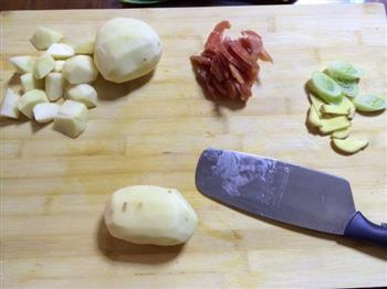 东北豆角炖土豆的做法步骤2