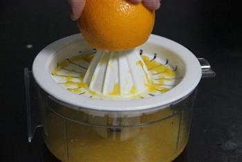香橙慕斯蛋糕的做法步骤3