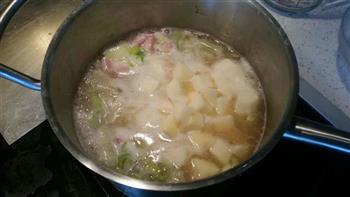 奶油培根青蒜青口汤的做法图解6