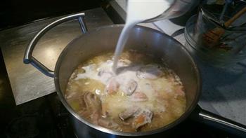 奶油培根青蒜青口汤的做法图解9