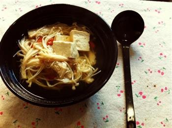 金针豆腐汤的做法步骤5