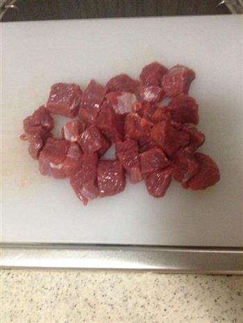 黑椒牛肉粒的做法步骤1