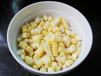 松仁玉米粒的做法步骤3