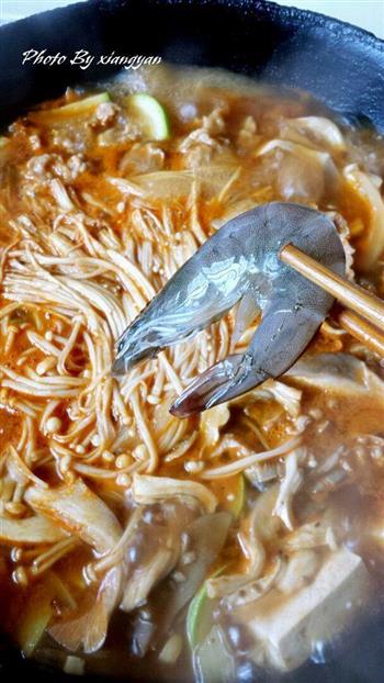 韩式肥牛鲜虾锅的做法步骤10