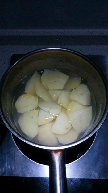 芝士焗土豆的做法图解2