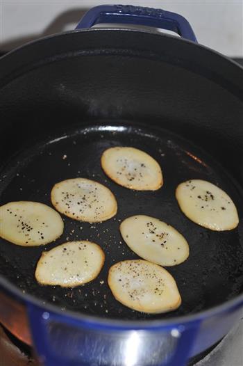 黄油黑椒杏鲍菇的做法步骤3