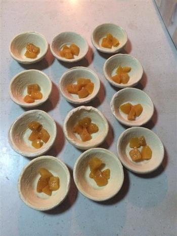 黄桃葡式蛋挞的做法步骤4