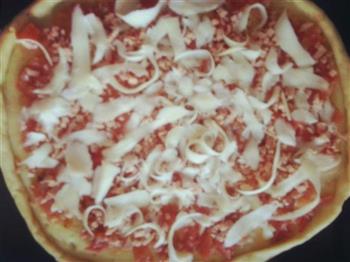 薄底香肠披萨的做法图解5