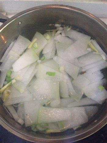 冬瓜虾仁豆腐汤的做法步骤5