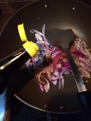 洋葱炒肉的做法步骤4