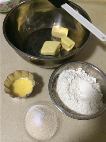 酥皮焦糖蛋挞的做法步骤1