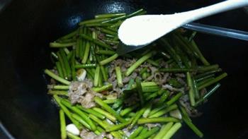 蒜苔炒肉丝的做法步骤7