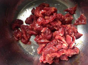 超级嫩滑有味的蚝油牛肉的做法步骤3
