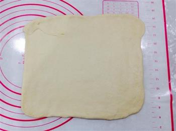 日式炼乳奶香面包的做法步骤2