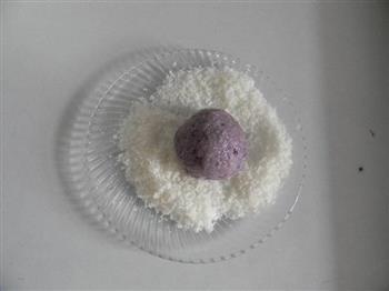 紫薯蛋白椰丝球的做法图解7